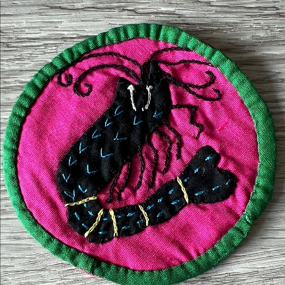 NWOT 90s Hand-Crafted MOLA Colorful Embroidered Design Coasters Patches - Picture 5 of 10